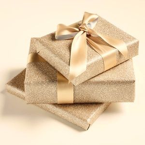 Free Gift Wrapping on select items. *Not for sale*
